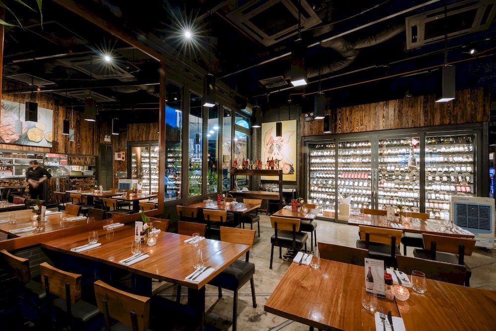 A luxurious space with Han River views and elegantly European-inspired interiors